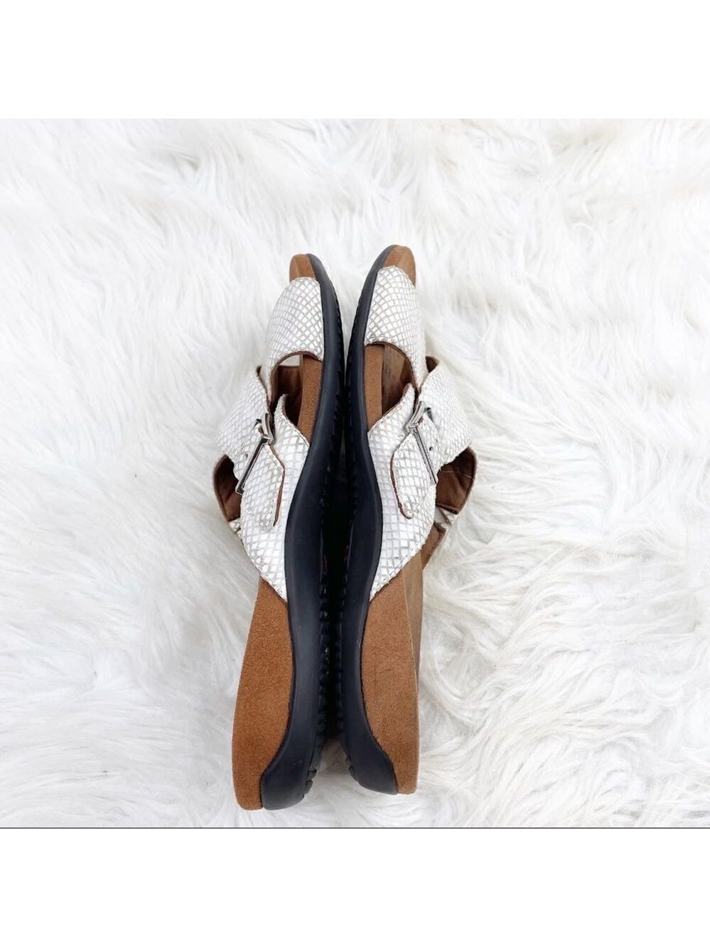 Vionic Dorie Rest Snakeskin Leather Slide Sandals - Picture 8 of 11